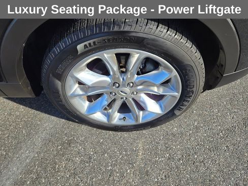 Used 2015 Ford Explorer Limited w/ Equipment Group 301A image 11