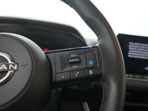 Used 2023 Nissan Rogue SV w/ SV Premium B Package AWD/4WD image 26