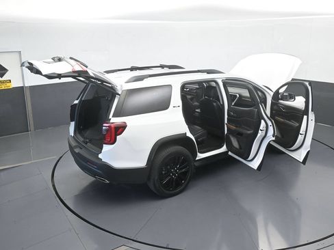 Used 2023 GMC Acadia SLE w/ Driver Convenience Package FWD image 72