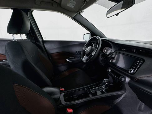 Used 2023 Nissan Kicks SR FWD image 50