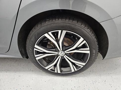 Used 2020 Volkswagen Passat 2.0T SEL FWD image 10