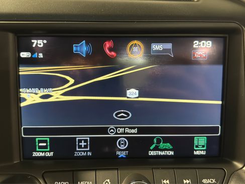Used 2017 Chevrolet Corvette Stingray Coupe w/ Carbon Flash Badge Package RWD image 30