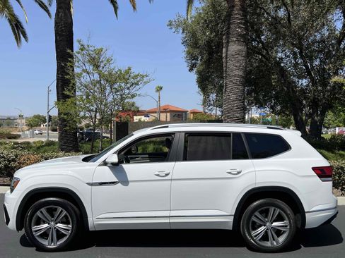 Used 2019 Volkswagen Atlas SE w/ Towing Package image 19