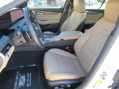 Used 2025 Cadillac CT5 Premium Luxury image 16