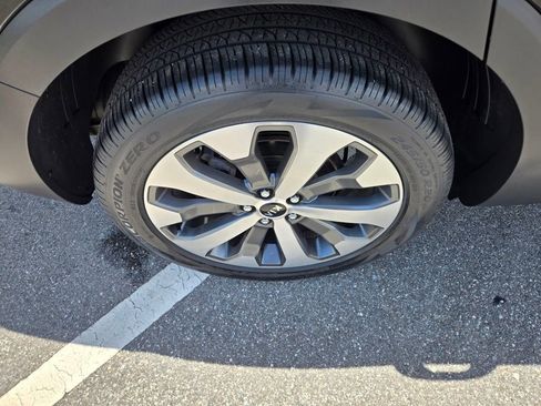 Used 2021 Kia Telluride S AWD/4WD image 13