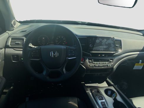New 2026 Honda Ridgeline RTL image 17