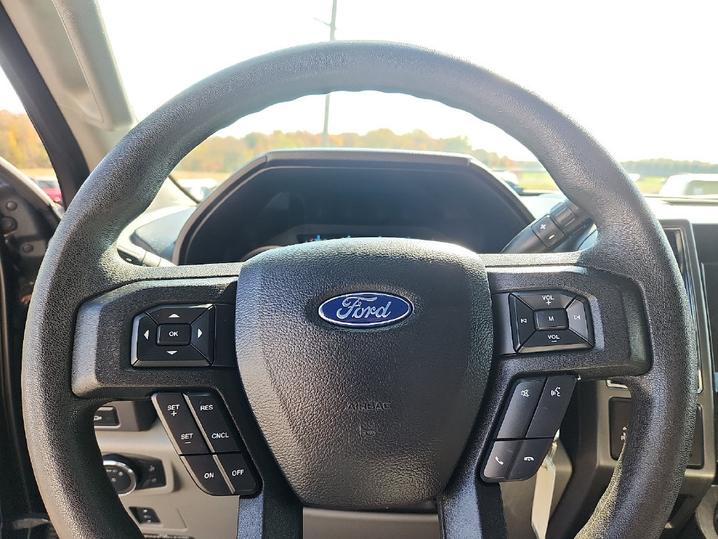 Used 2019 Ford F250 XLT w/ XLT Premium Package AWD/4WD image 19