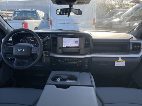 New 2026 Ford F250 XL w/ XL Chrome Package image 12