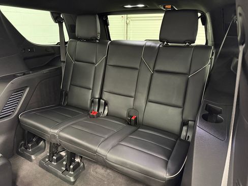 Used 2023 Cadillac Escalade Sport image 17