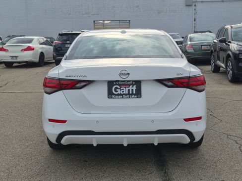 Used 2022 Nissan Sentra SV FWD image 7