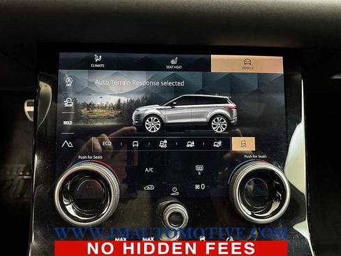 Used 2022 Land Rover Range Rover Evoque R-Dynamic SE image 29