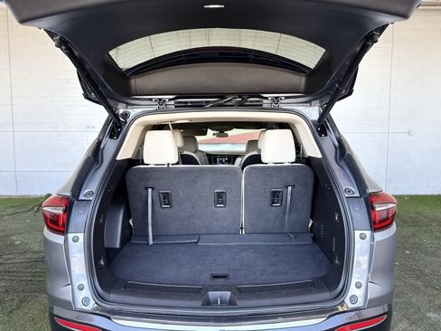 Used 2021 Buick Enclave Essence image 52