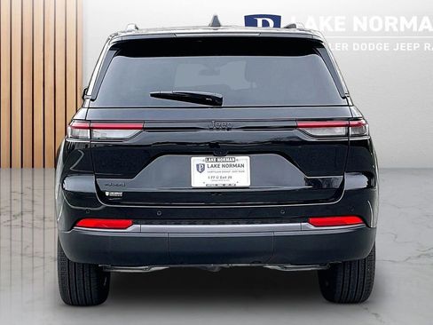 New 2026 Jeep Grand Cherokee Limited w/ Limited Altitude Package AWD/4WD image 8
