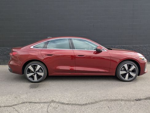 New 2025 Audi A5 2.0T Prestige image 4