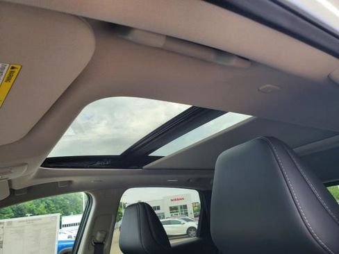 New 2025 Nissan Murano SL w/ Cargo Package image 17