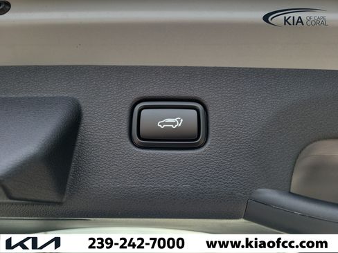 New 2026 Kia Sportage EX FWD image 11