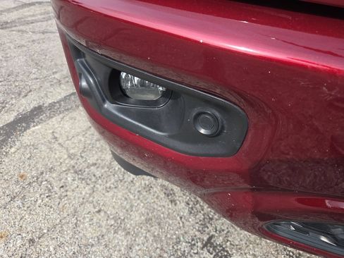 Used 2022 RAM 1500 Big Horn AWD/4WD image 11