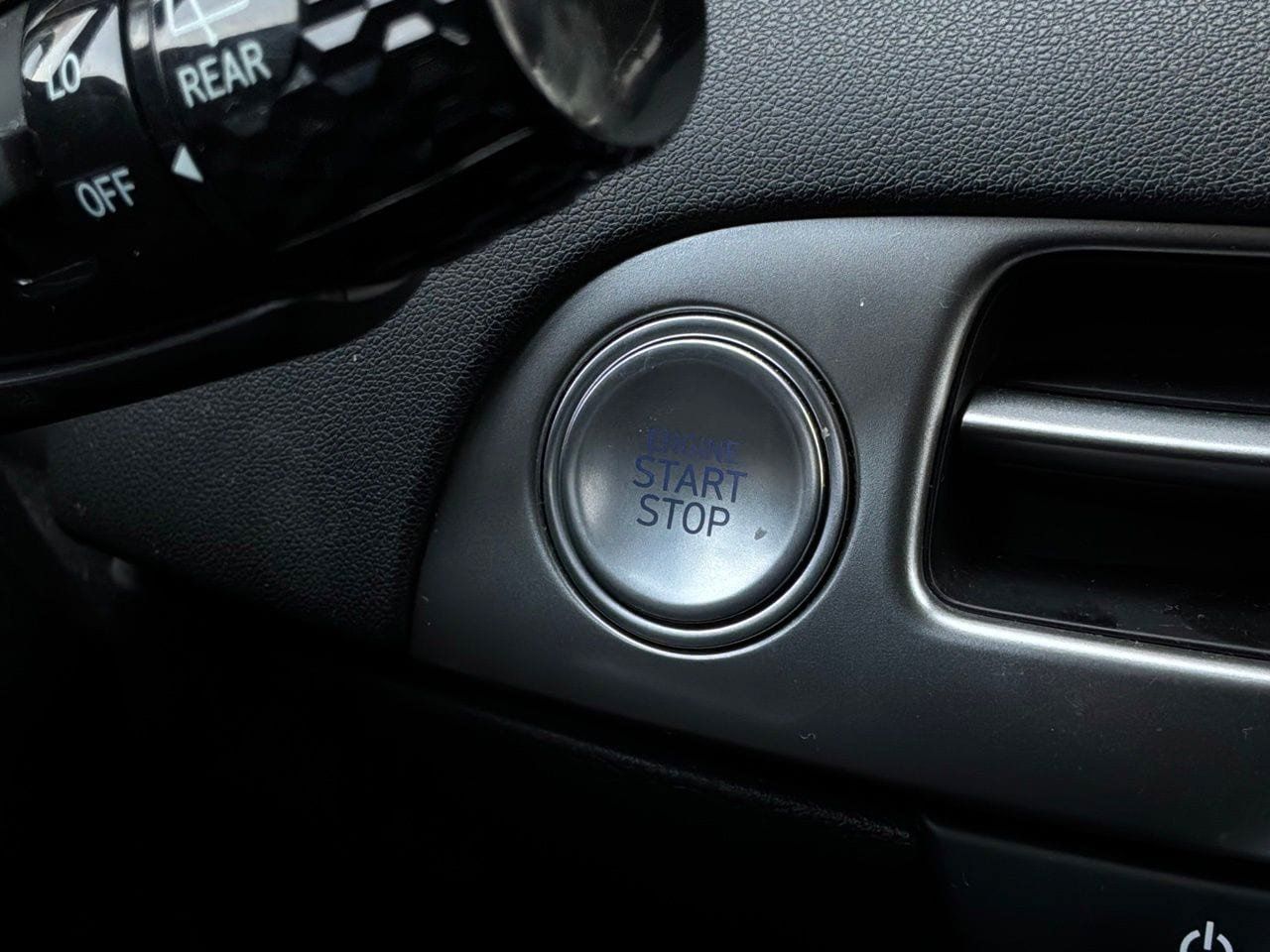 Used 2025 Hyundai Palisade SEL FWD image 31
