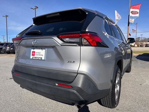 Used 2023 Toyota RAV4 XLE image 3