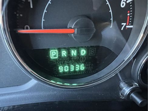 Used 2014 Jeep Wrangler Unlimited Rubicon w/ Connectivity Group image 30