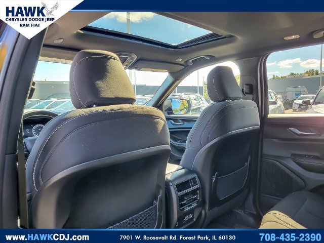 Certified 2025 Jeep Grand Cherokee Laredo X w/ Luxury Tech Group I AWD/4WD image 12