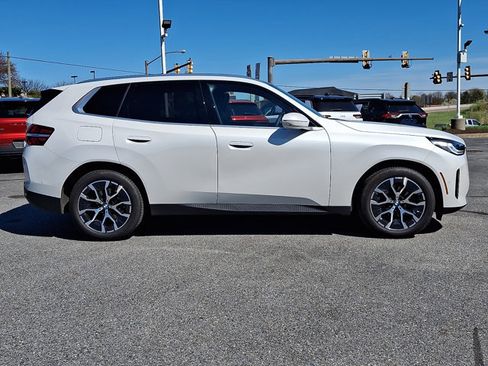 Certified 2025 BMW X3 xDrive30i w/ Premium Package AWD/4WD image 7