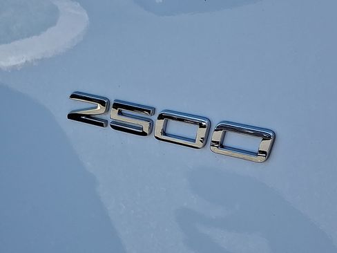 Used 2025 Mercedes-Benz Sprinter 2500 image 29