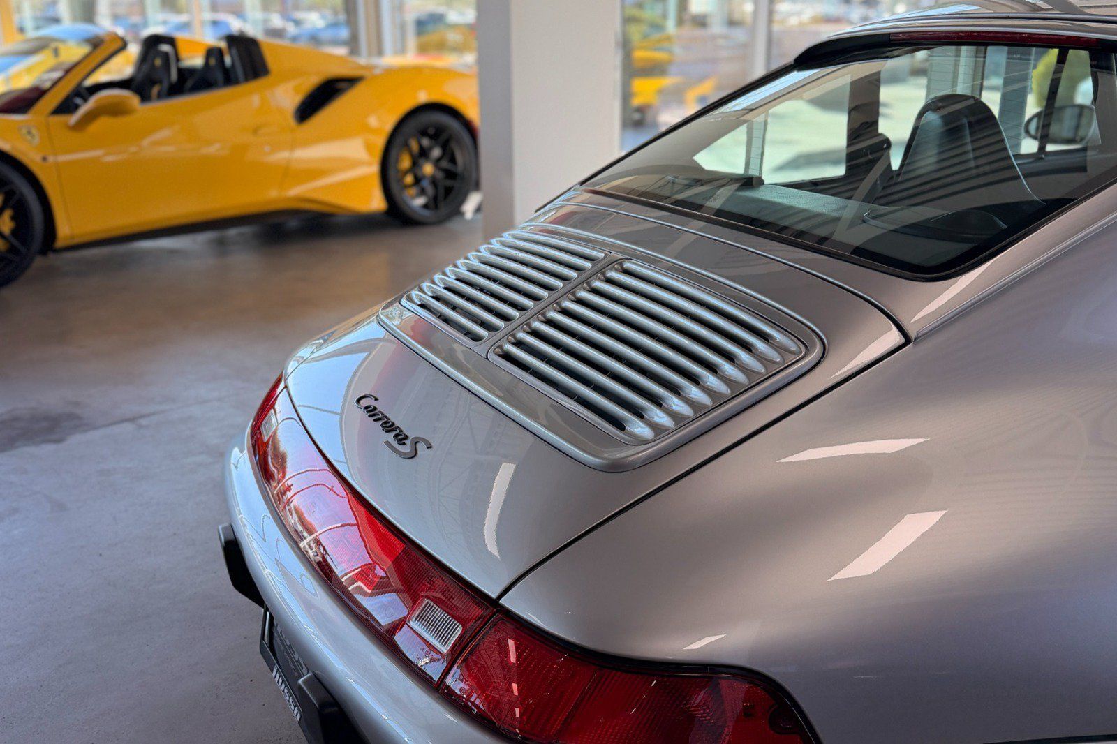 Used 1998 Porsche 911 Carrera S RWD image 4