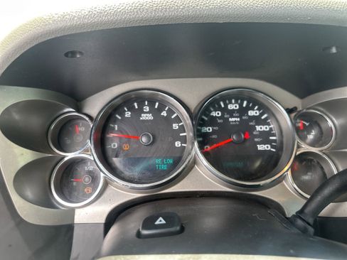 Used 2014 GMC Sierra 2500 W/T image 16