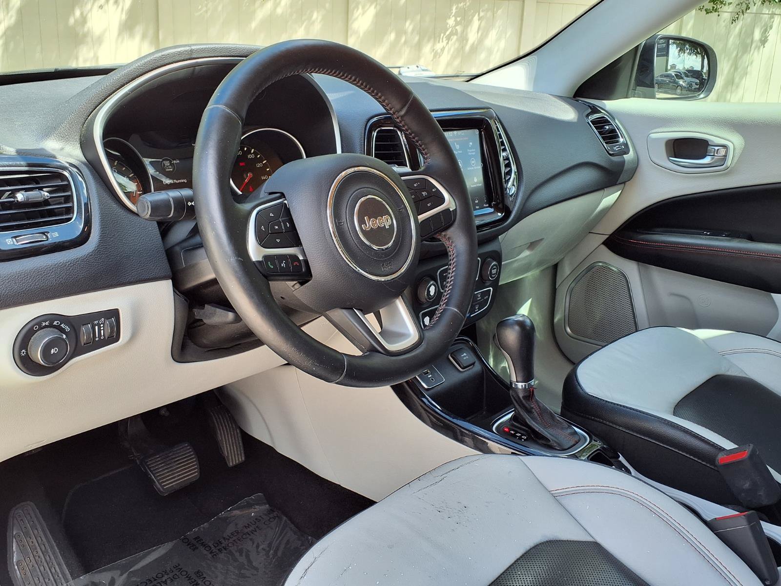 Used 2018 Jeep Compass Limited w/ Navigation Group FWD image 17