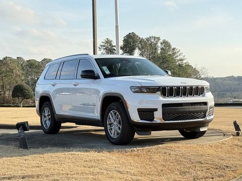New 2025 Jeep Grand Cherokee L Laredo w/ Luxury Tech Group I image 1