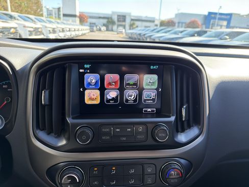 Used 2018 Chevrolet Colorado Z71 RWD image 23