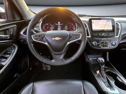 Used 2023 Chevrolet Malibu LT image 8