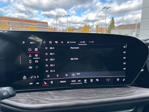 New 2025 Audi Q5 Premium Plus image 25