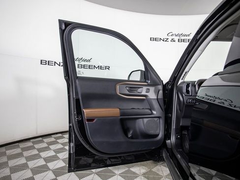 Used 2025 Ford Bronco Sport Outer Banks w/ Outer Banks Tech Package+ AWD/4WD image 17