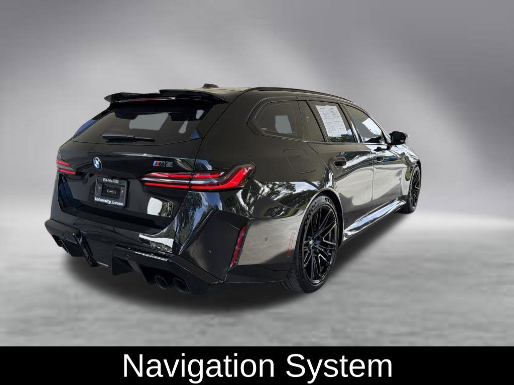 Used 2025 BMW M5 Touring AWD/4WD image 3