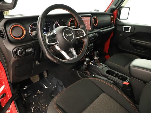 Used 2020 Jeep Gladiator Mojave AWD/4WD image 13