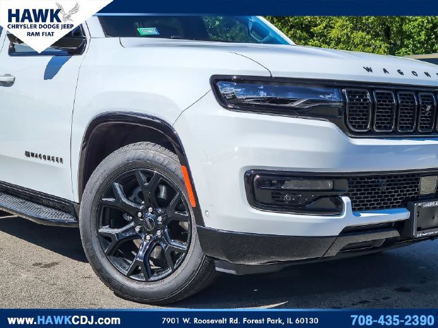 Certified 2025 Jeep Wagoneer Series II w/ Convenience Group I AWD/4WD image 3