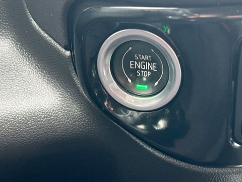 Used 2023 GMC Sierra 1500 Elevation w/ Preferred Package image 19