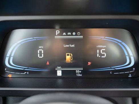 New 2025 Hyundai Elantra Sport image 23