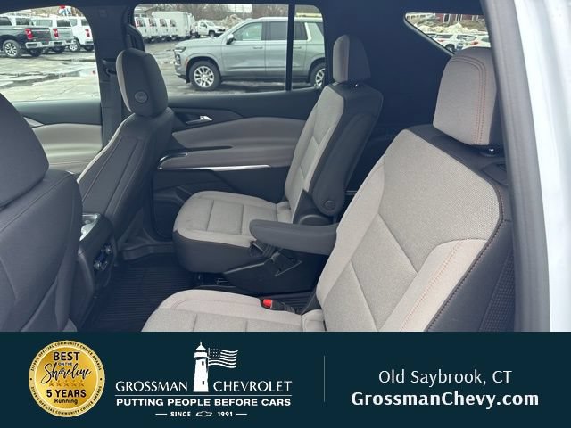 Used 2026 Chevrolet Traverse LT w/ Driver Confidence Package AWD/4WD image 16