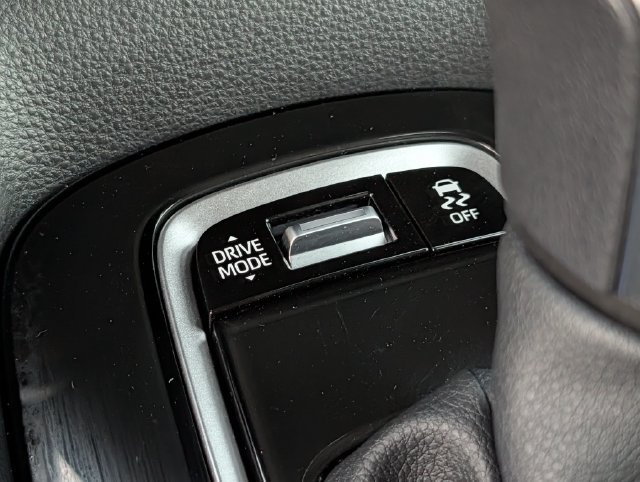 Certified 2026 Toyota Corolla SE w/ SE Package FWD image 17