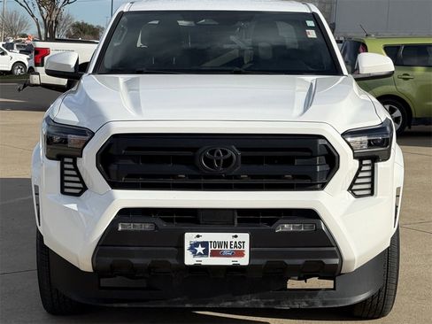 Used 2024 Toyota Tacoma SR5 image 8
