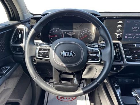 Used 2021 Kia Sorento S AWD/4WD image 15