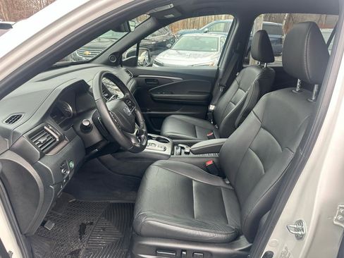 Used 2023 Honda Passport EX-L image 11