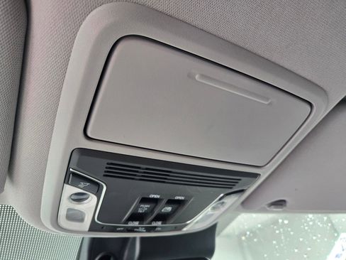 Used 2023 Honda Ridgeline RTL-E image 28