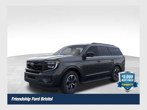 New 2026 Ford Expedition Active image 1