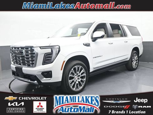 Used 2026 GMC Yukon XL Denali w/ Denali Reserve Package AWD/4WD image 1