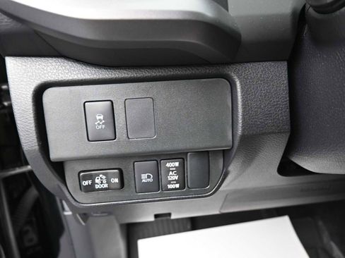 Used 2023 Toyota Tacoma TRD Off-Road image 10