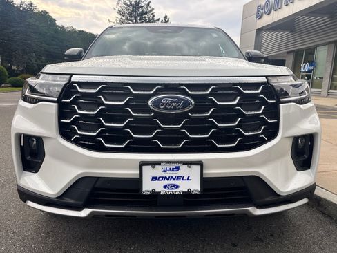 New 2026 Ford Explorer Platinum w/ LUX Leather Package AWD/4WD image 9